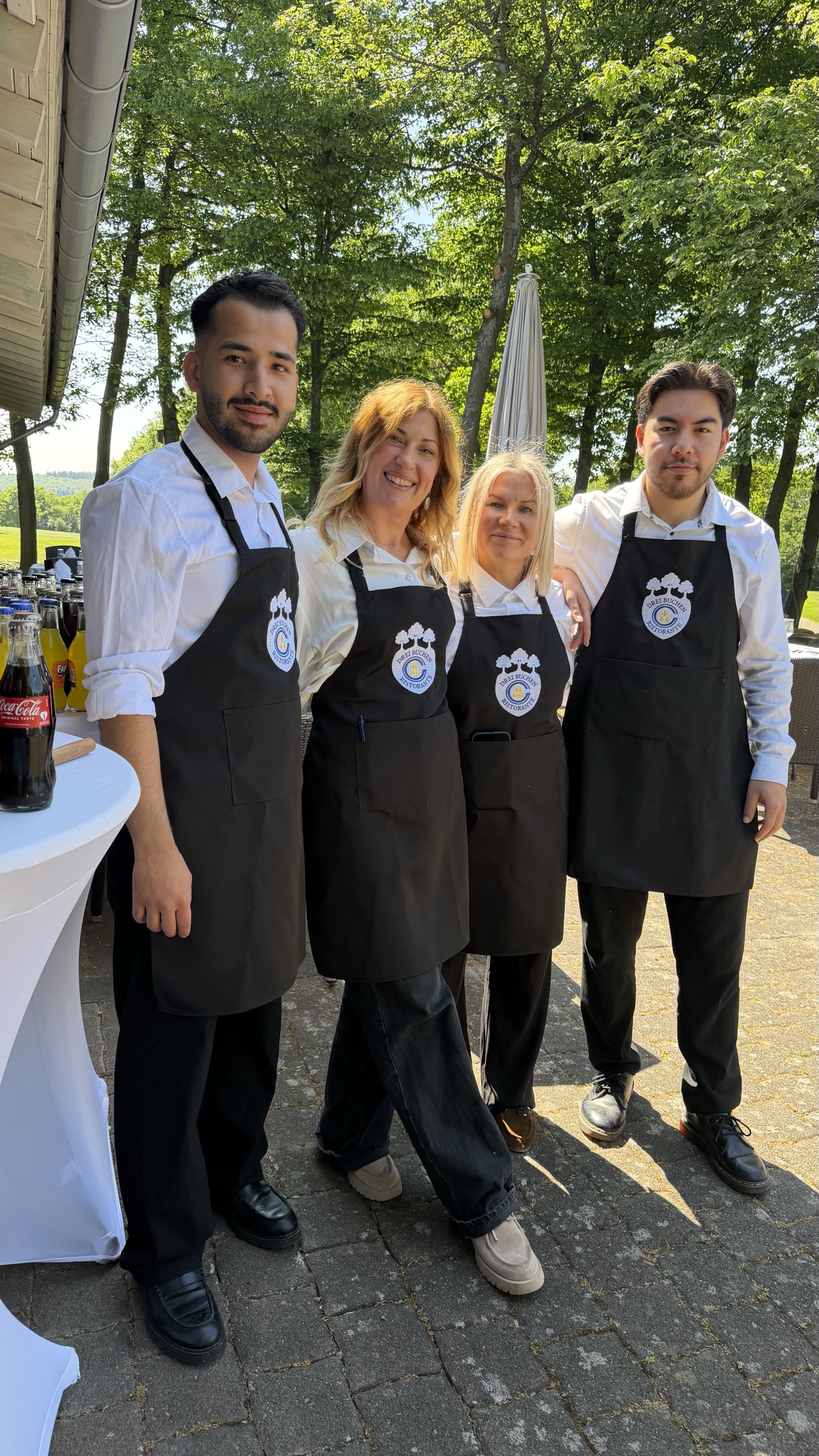 Serviceteam auf der Terrasse